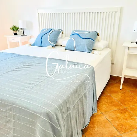 Galaica - Gran Casa Con Jardin Y Barbacoa En La Playa De Coruxo De 6